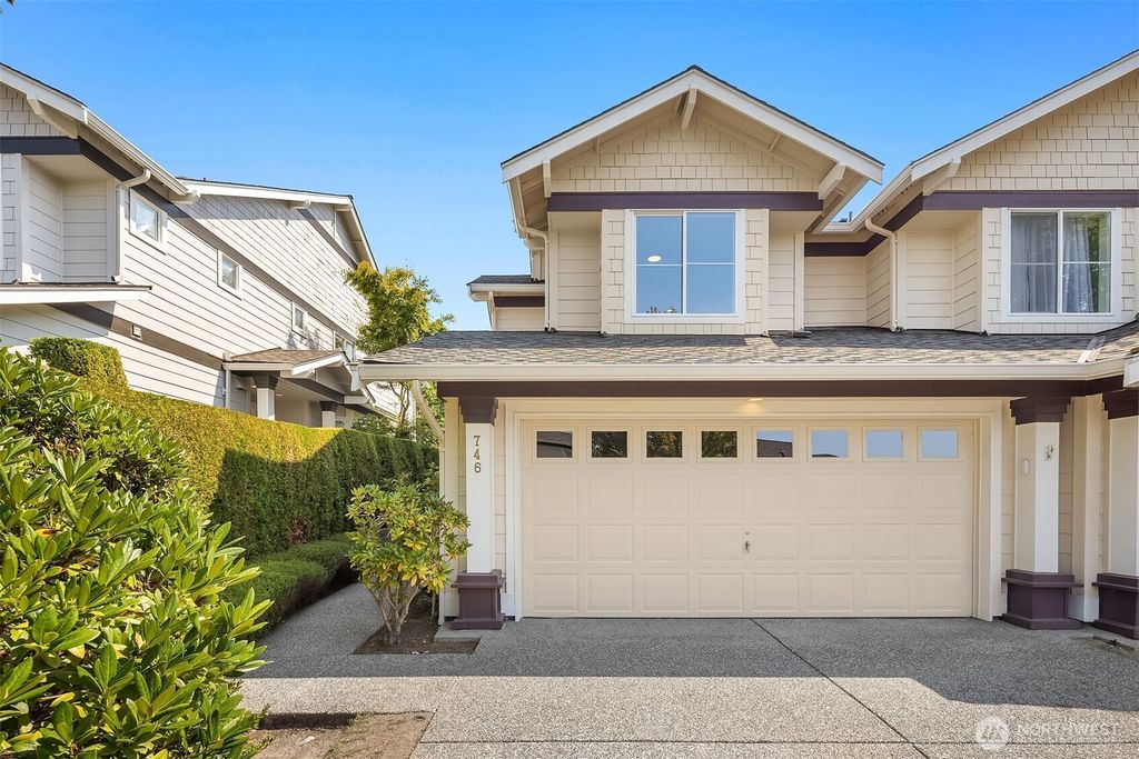 Photo of 746 239th Lane SE, Sammamish, WA 98074 (MLS # 2428664)