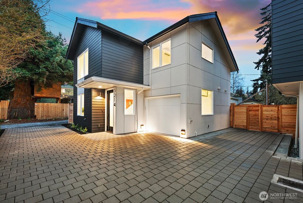 Photo of 3214 47th Avenue SW, Seattle, WA 98116 (MLS # 2487328)