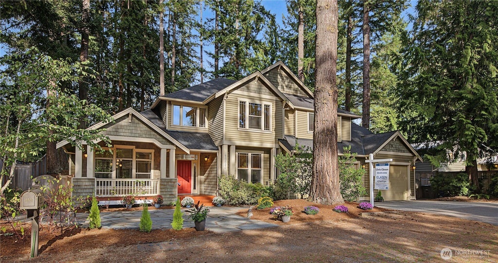 Photo of 18520 26th Avenue NE, Lake Forest Park, WA 98155 (MLS # 2583868)