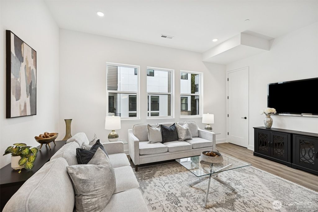 Photo of 18805 99th Court NE #D, Bothell, WA 98011 (MLS # 2482997)