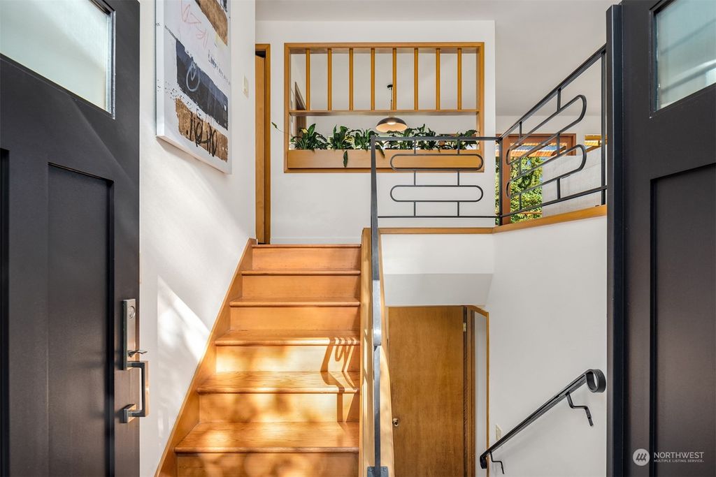 Photo of 1154 N 146th Place, Shoreline, WA 98133 (MLS # 2172829)