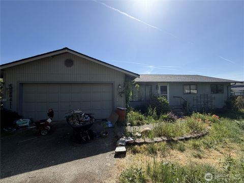 Photo of 20411 Church Lake Road E, Bonney Lake, WA 98391 (MLS # 2532052)