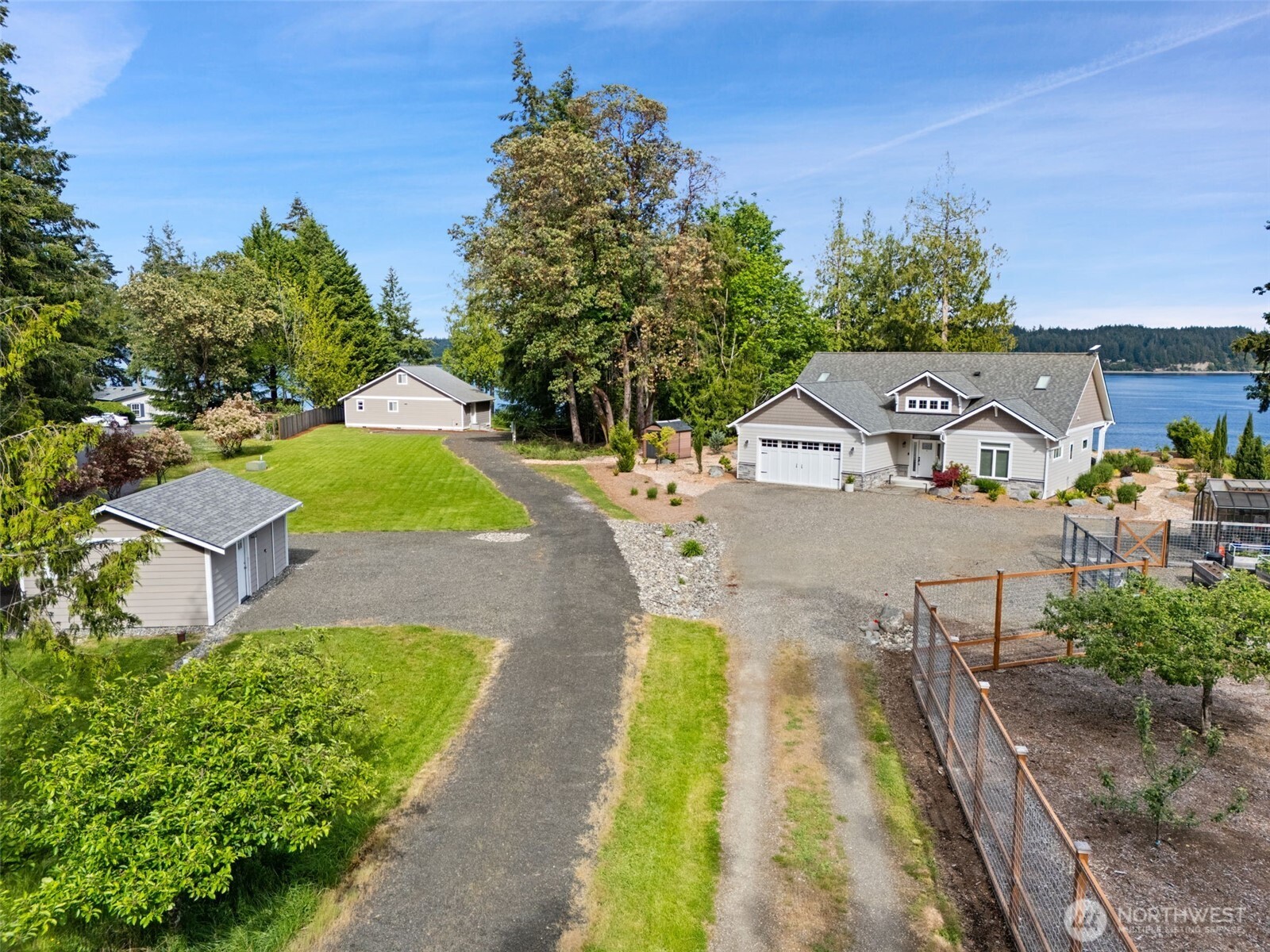 211 E Vineyard Crest Road