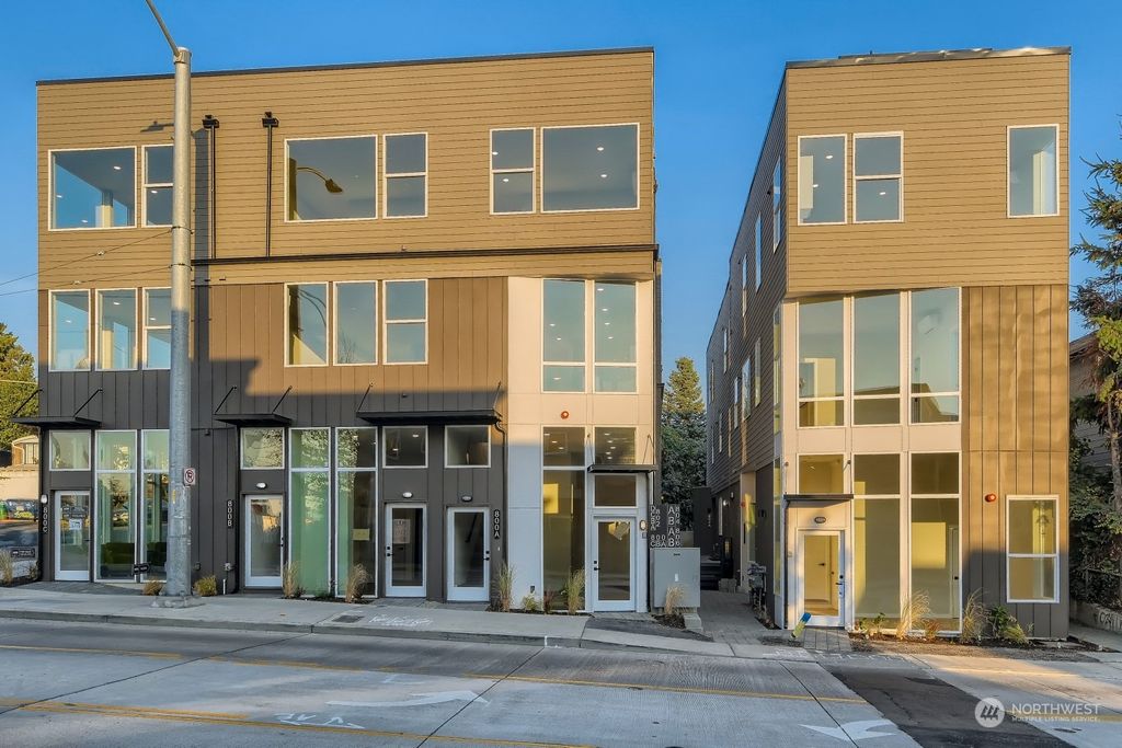 Photo of 802 23rd Avenue S #B, Seattle, WA 98144 (MLS # 2034421)