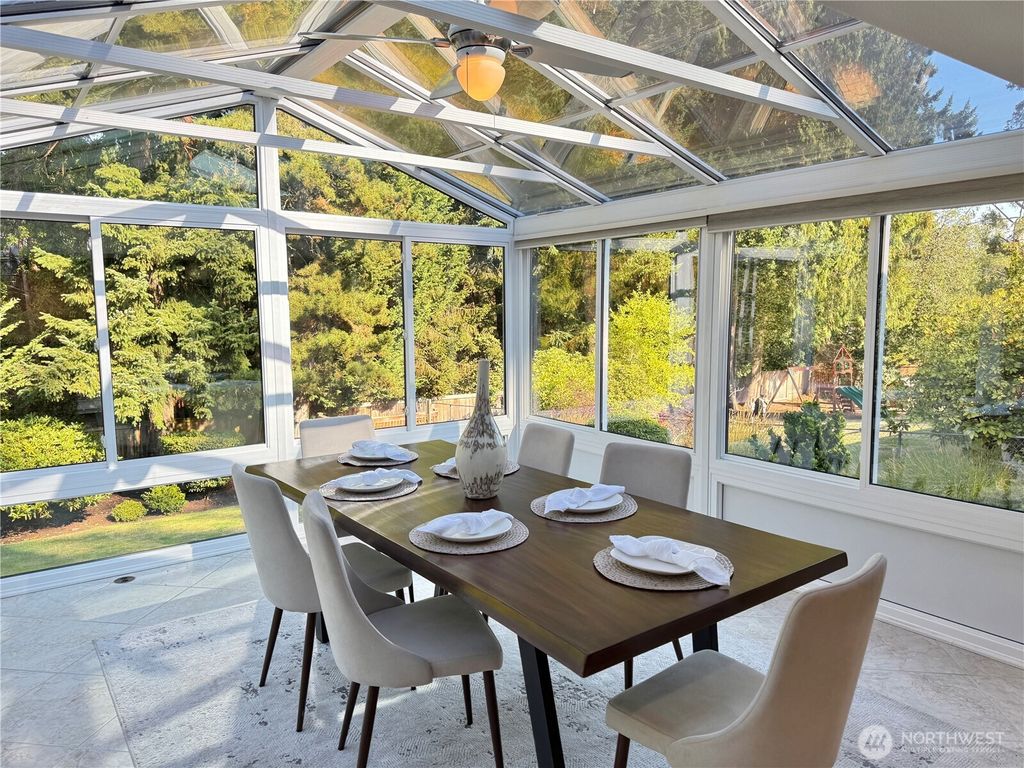 Photo of 12442 NE 6th Place, Bellevue, WA 98005 (MLS # 2477411)