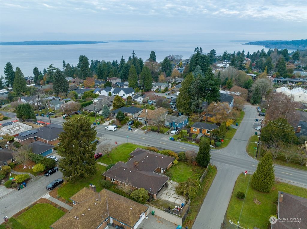 Photo of 9518 18th Avenue NW, Seattle, WA 98117 (MLS # 2191077)