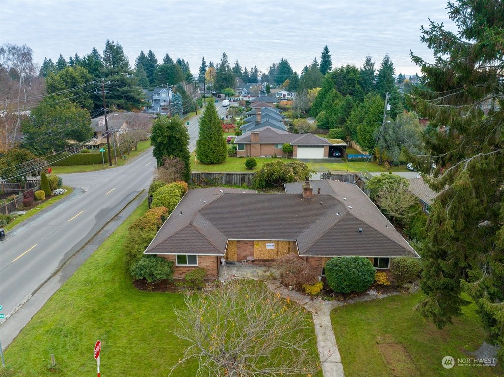 Photo of 9518 18th Avenue NW, Seattle, WA 98117 (MLS # 2191077)