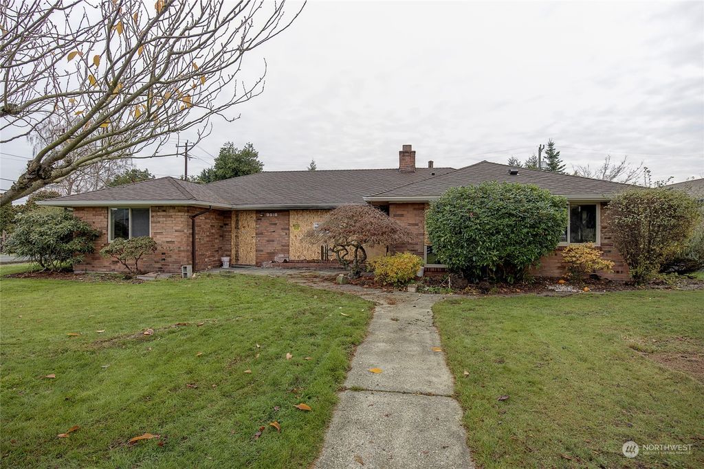 Photo of 9518 18th Avenue NW, Seattle, WA 98117 (MLS # 2191077)