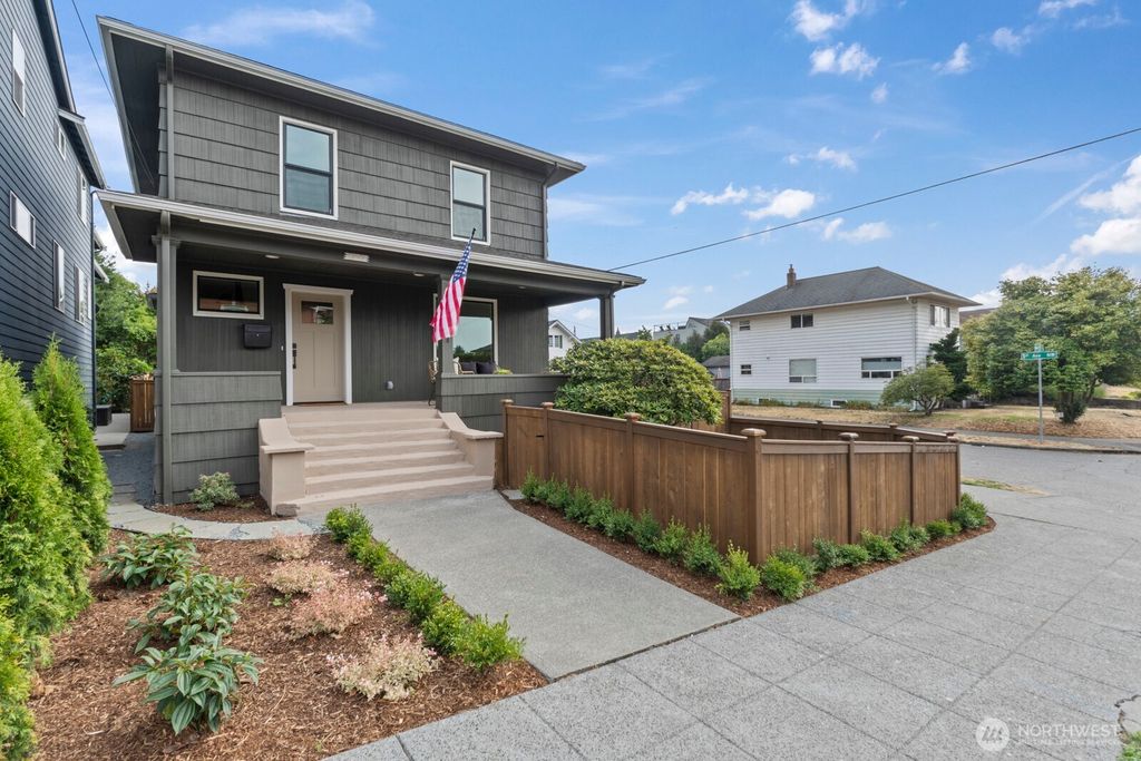 Photo of 101 N 51st Street, Seattle, WA 98103 (MLS # 2417132)