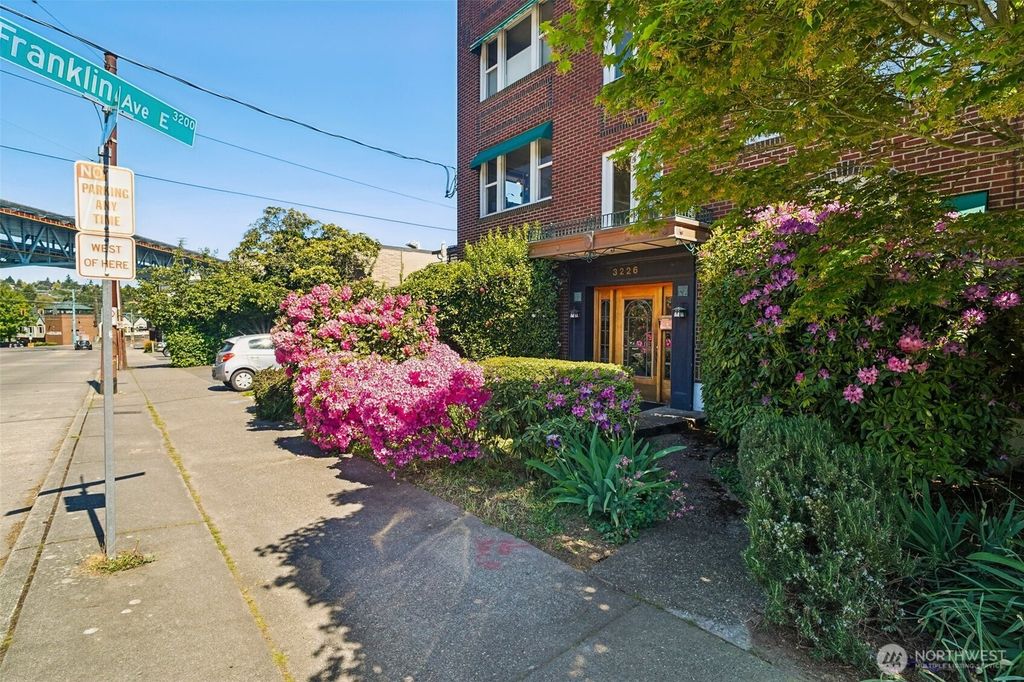 Photo of 3226 Fuhrman Avenue E #201, Seattle, WA 98102 (MLS # 2371713)