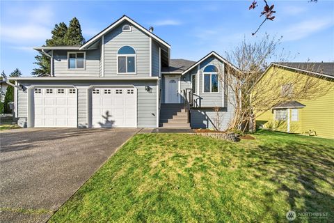 Photo of 2413 98th Street SE, Everett, WA 98208 (MLS # 2487547)