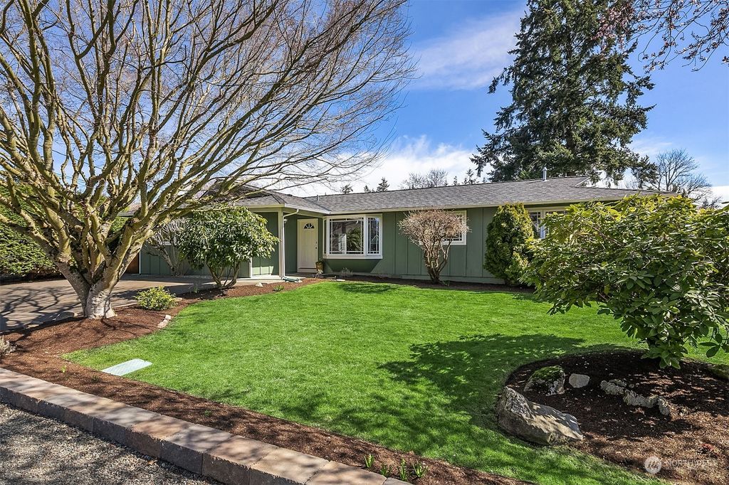 Photo of 19032 86th Avenue NE, Bothell, WA 98011 (MLS # 2048969)