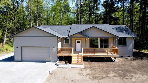 Featured picture for the property 2232025