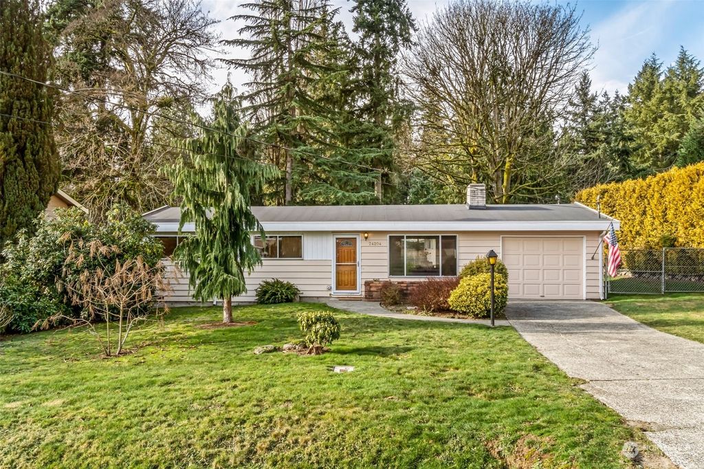 Photo of 24204 2nd Place W, Bothell, WA 98021 (MLS # 2192155)