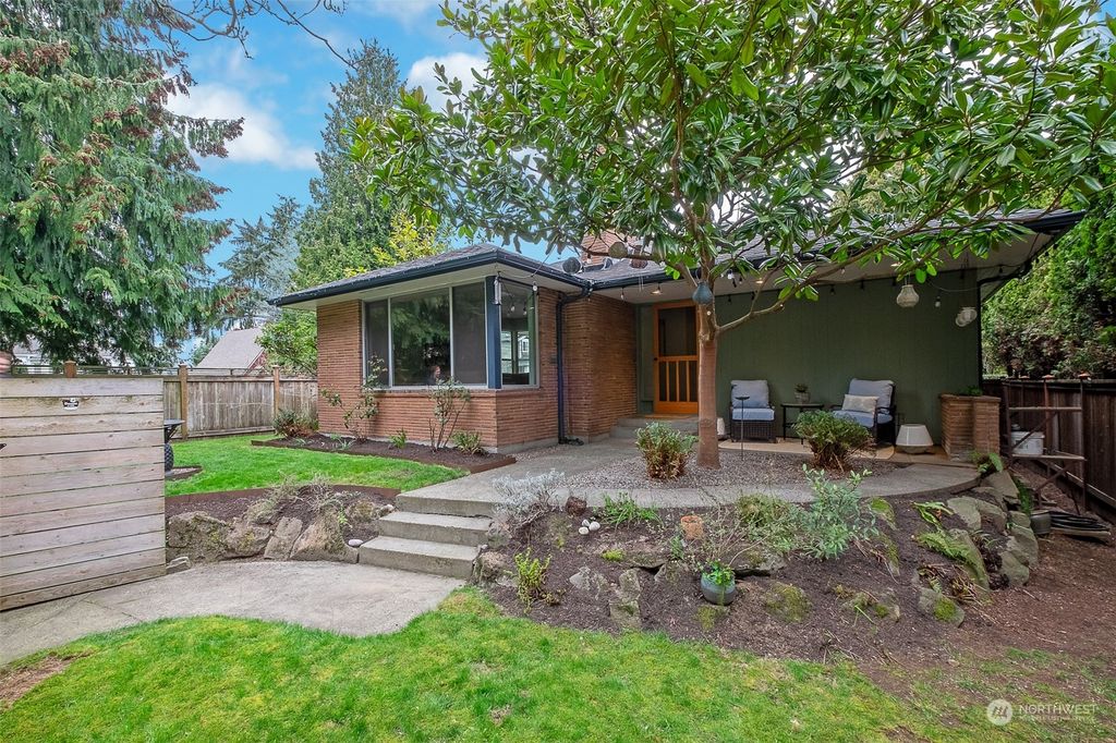 Photo of 2660 NW 95th Street, Seattle, WA 98117 (MLS # 2057224)