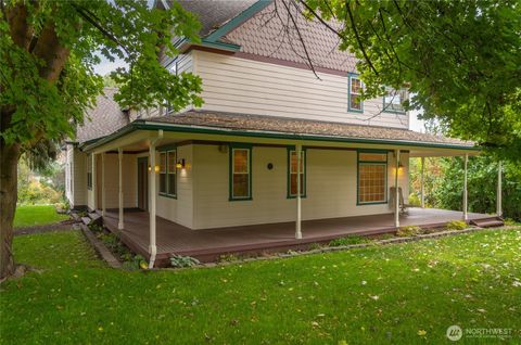 Photo of 6005 Sunset Highway, Cashmere, WA 98815 (MLS # 2446850)