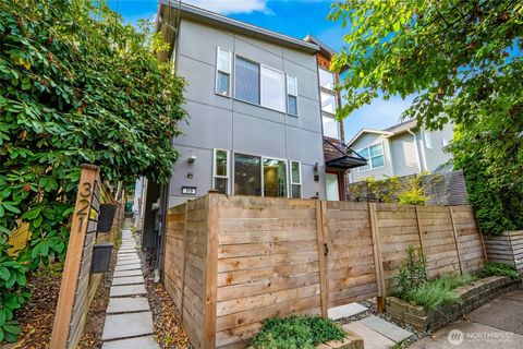 Photo of 319 21st Avenue, Seattle, WA 98122 (MLS # 2430491)