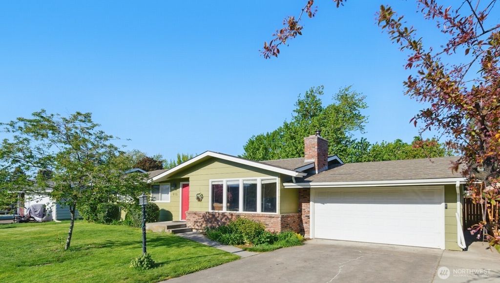 Photo of 915 Shasta Drive, Walla Walla, WA 99362 (MLS # 2512628)