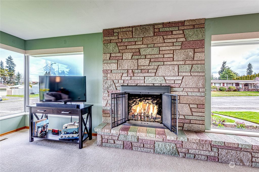 listing image 9362190155595676386
