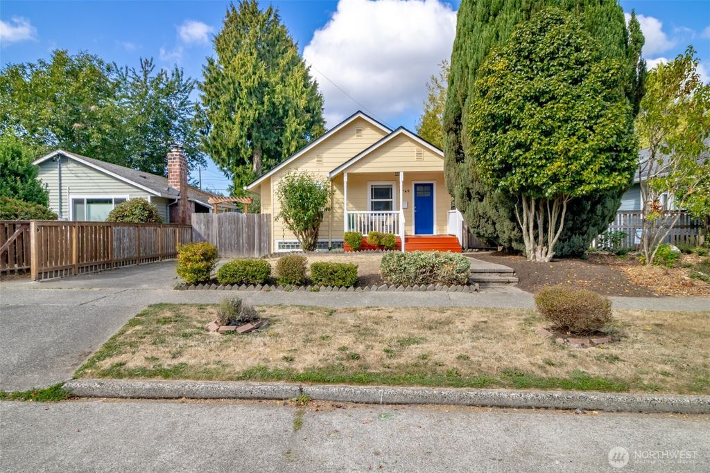 Photo of 7749 17th Avenue SW, Seattle, WA 98106 (MLS # 2425291)