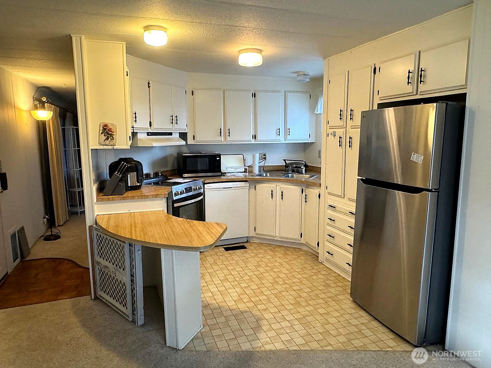 2210 Old Highway 99 South Road 31