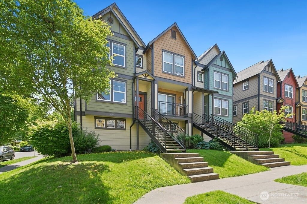 Photo of 7121 Shinkle Place SW, Seattle, WA 98106 (MLS # 2387389)