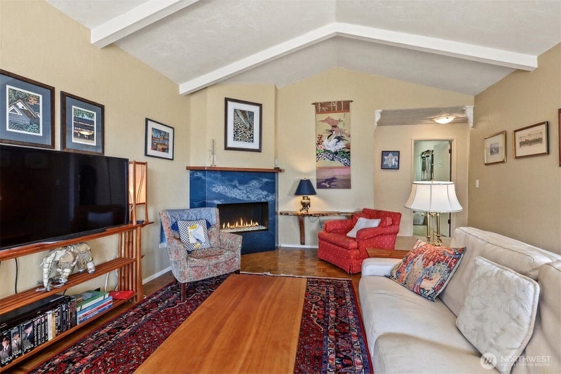 610 Wheeler Street 404