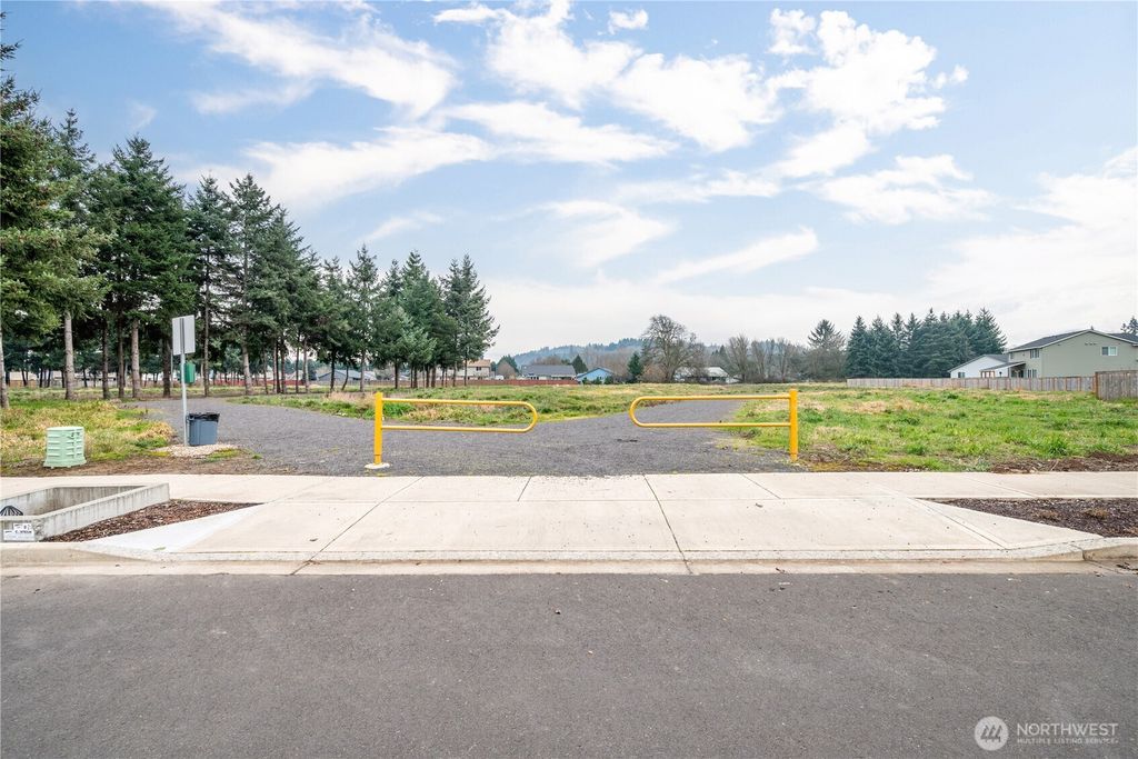 Photo of 2021 Branch Creek Drive, Longview, WA 98632 (MLS # 2472105)