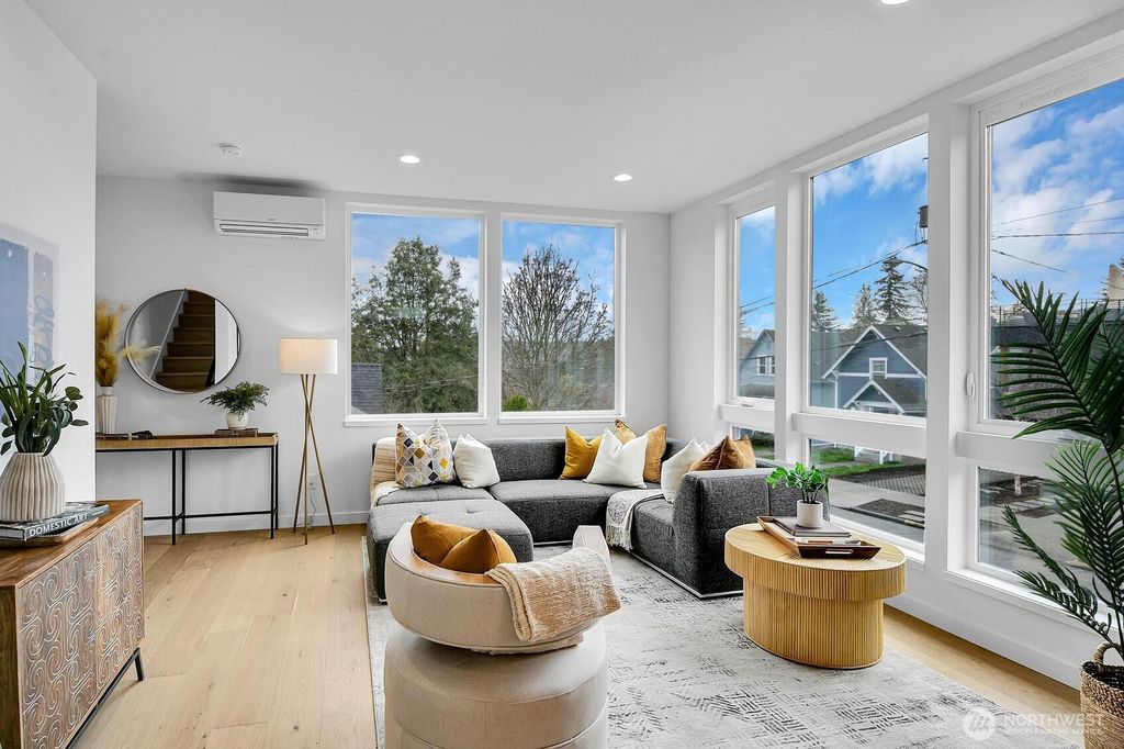 Photo of 4128 C Midvale Avenue N, Seattle, WA 98103 (MLS # 2348283)