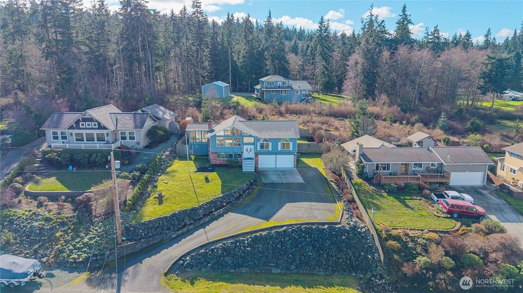 Photo of 546 Birch Street, Oak Harbor, WA 98277 (MLS # 2477566)