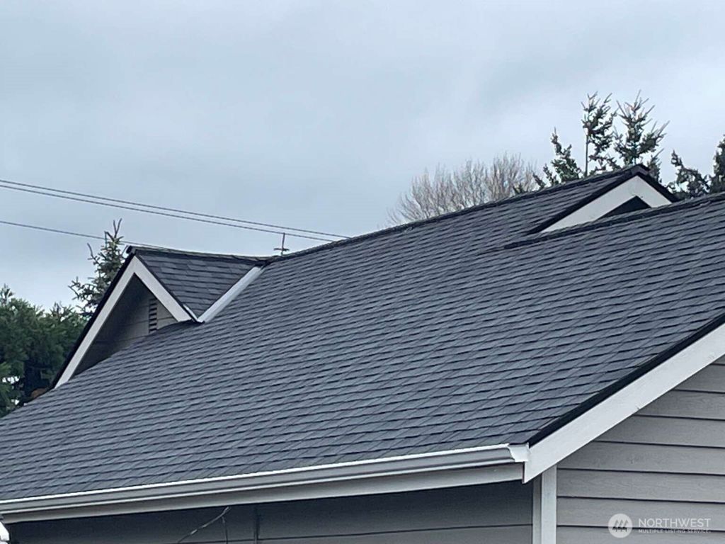 Photo of 22632 13th Place W, Bothell, WA 98021 (MLS # 2498065)