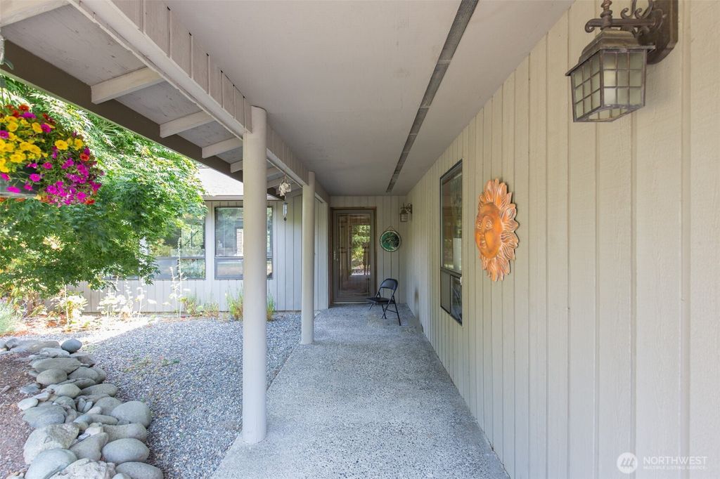 Photo of 191 Sunland Drive, Sequim, WA 98382 (MLS # 2510949)