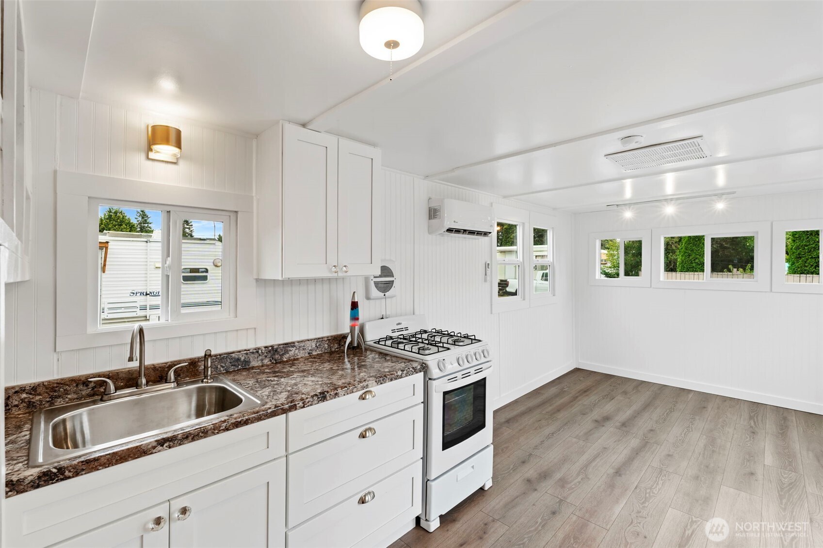 2515 N Pearl Street 3