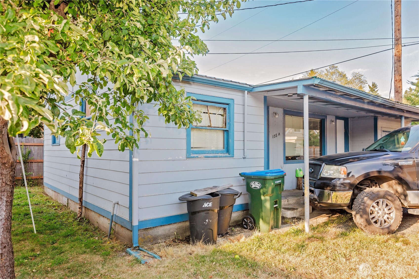 108 N Gold Street