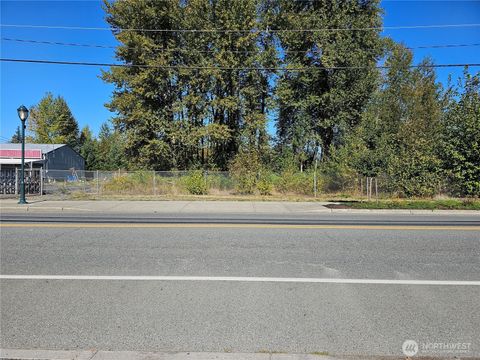 Photo of 201 W Stanley Street, Granite Falls, WA 98252 (MLS # 2445273)