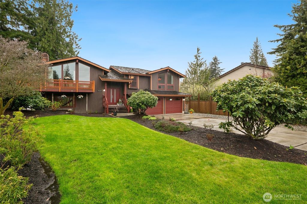 Photo of 10228 33rd Avenue SE, Everett, WA 98208 (MLS # 2356666)