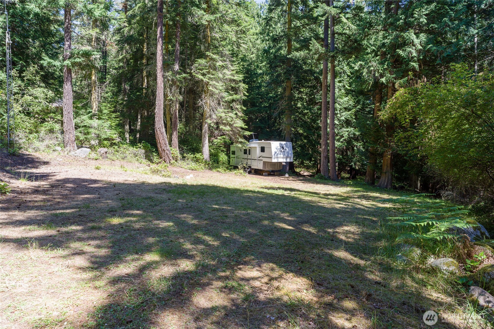 202 Hilltop Way