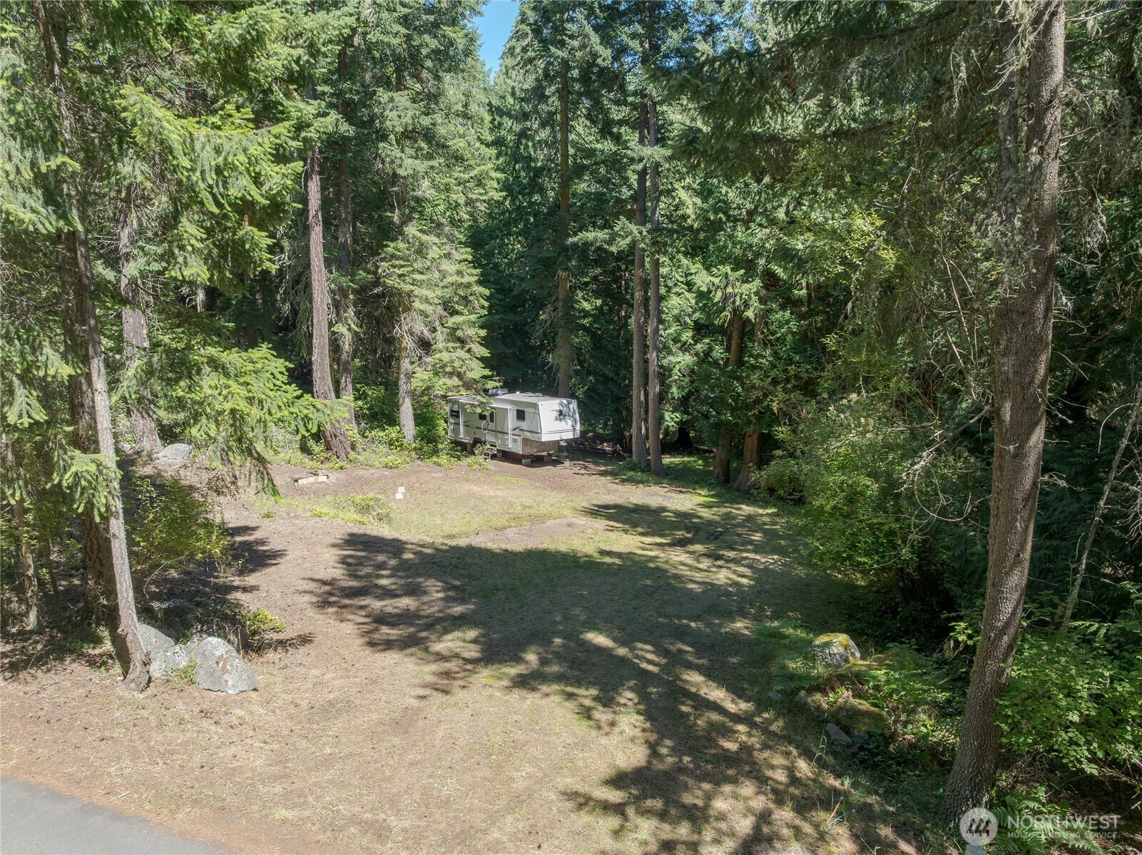 202 Hilltop Way