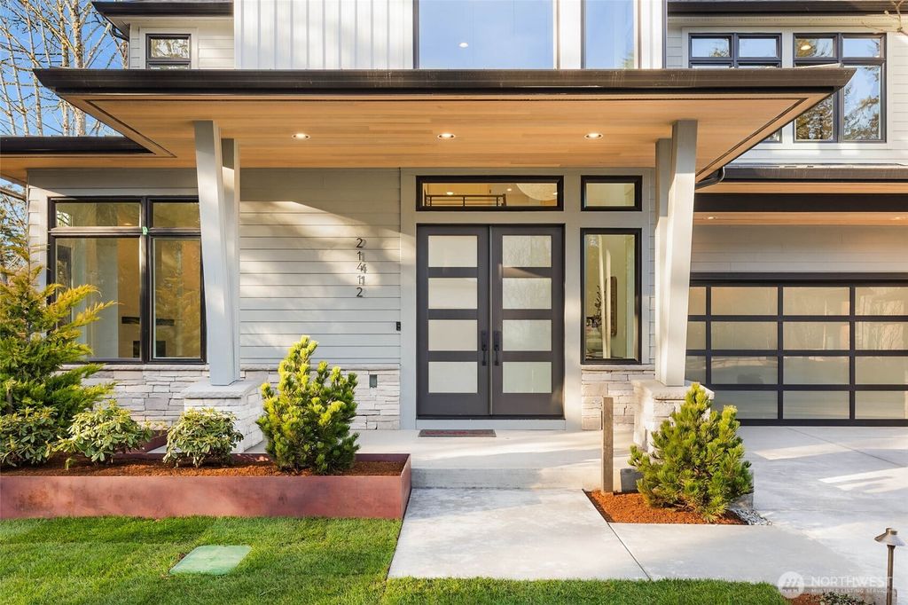 Photo of 21412 NE 16th Street, Sammamish, WA 98074 (MLS # 2434404)