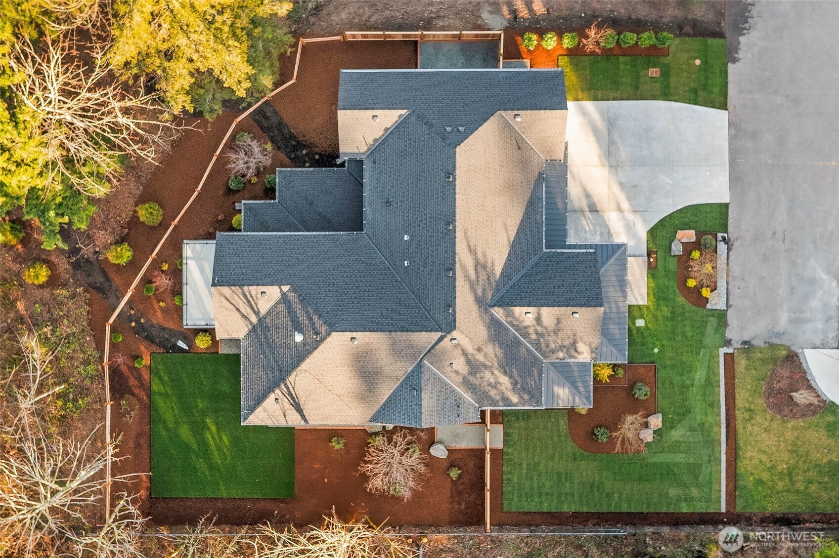 21412 NE 16th Street