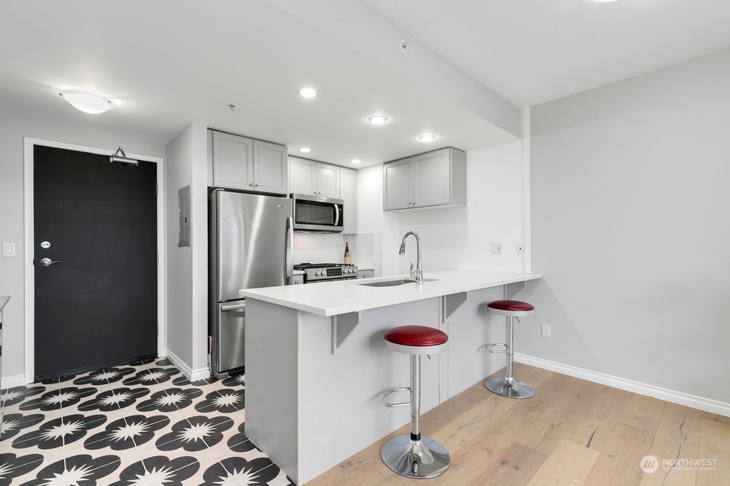 Photo of 1420 Terry Avenue #1902, Seattle, WA 98101 (MLS # 2204401)