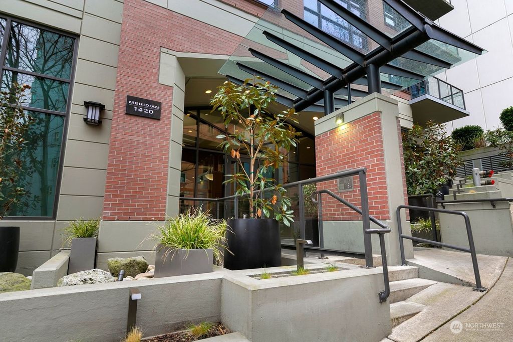 Photo of 1420 Terry Avenue #1902, Seattle, WA 98101 (MLS # 2204401)