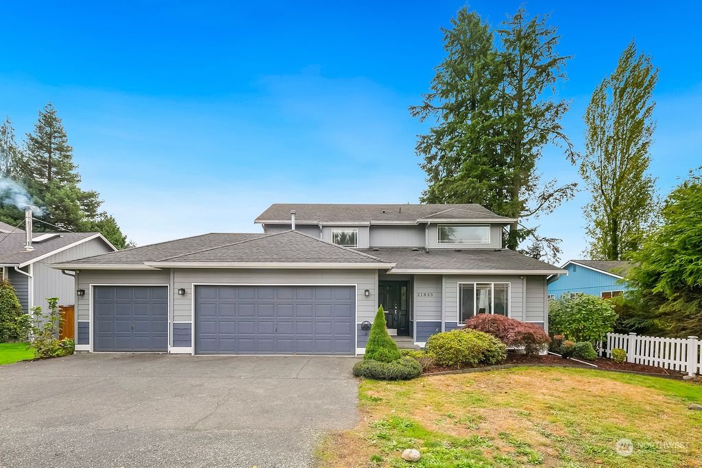 Photo of 21835 SE 270th Street, Maple Valley, WA 98038 (MLS # 2012008)
