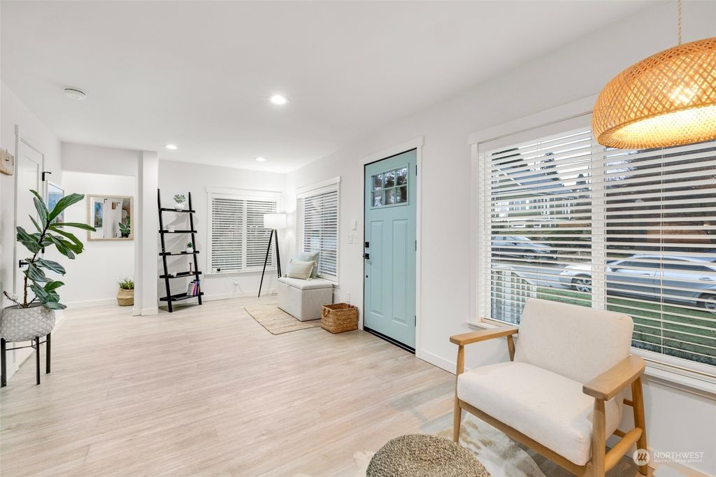 Photo of 4907 13th Avenue S, Seattle, WA 98108 (MLS # 2320410)