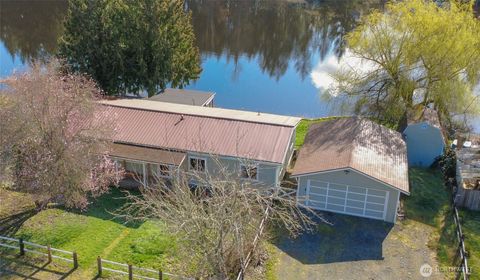 Photo of 31421 62nd Avenue Ct S, Roy, WA 98580 (MLS # 2493880)