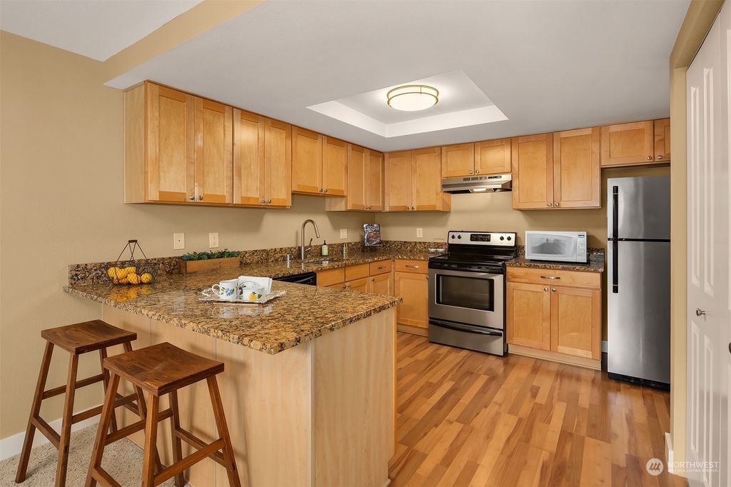 Photo of 4515 125th Avenue SE #B307, Bellevue, WA 98006 (MLS # 2011421)