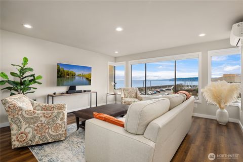 Photo of 601 S 227th Street #302s, Des Moines, WA 98198 (MLS # 2467896)