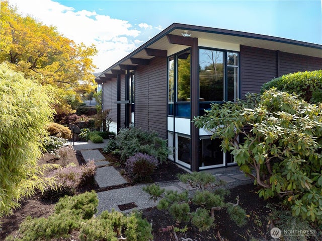 2383 NW 89th Place, Seattle