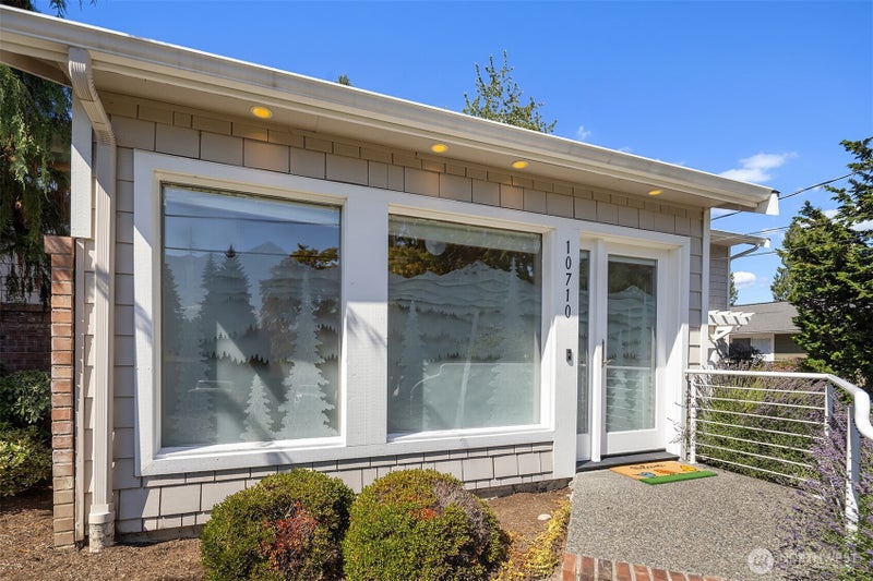 10710 NE 190th Street