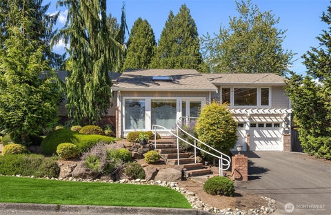 Photo of 10710 NE 190th Street, Bothell, WA 98011 (MLS # 2554243)